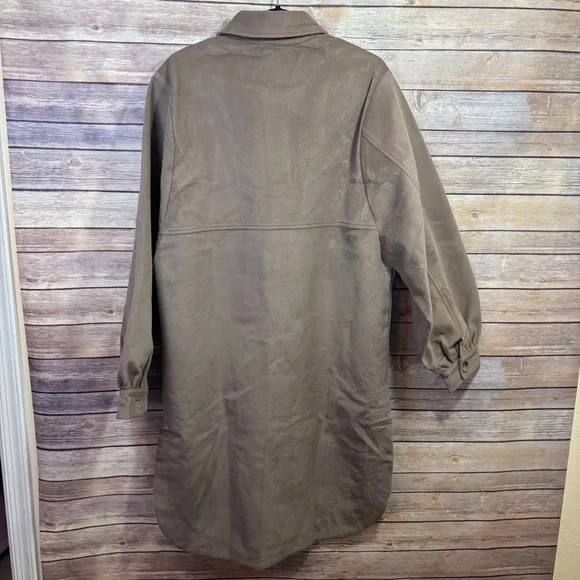 Lucca Couture Tanana Shacket Tan Size Large NWT - Picture 8 of 8